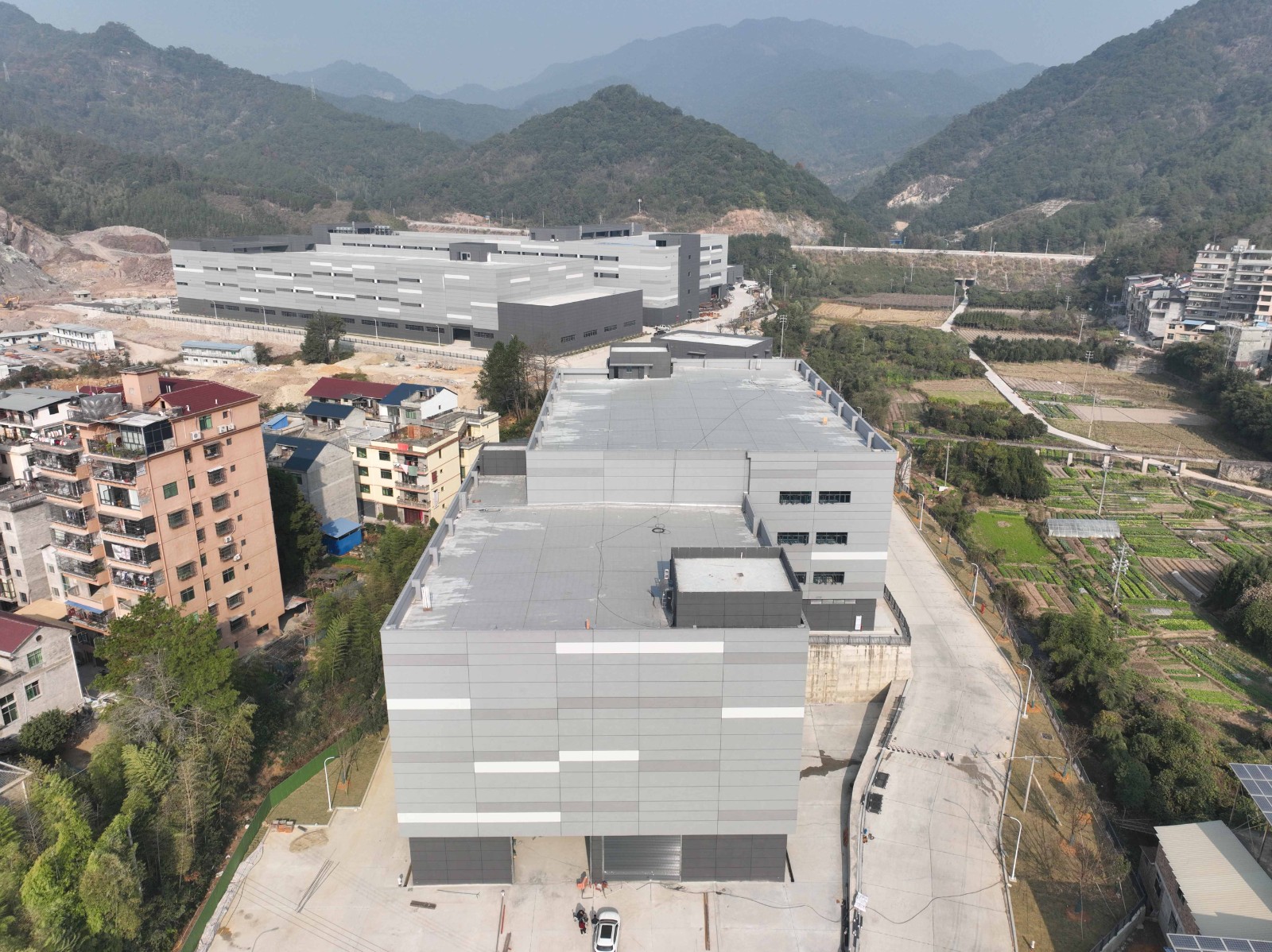 福建松溪經(jīng)濟開發(fā)區(qū)東園新型紡織專業(yè)園標(biāo)準(zhǔn)化廠房項目一期已完工,準(zhǔn)備驗收